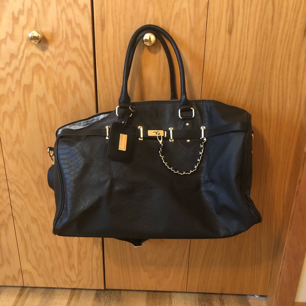 Black Weekender